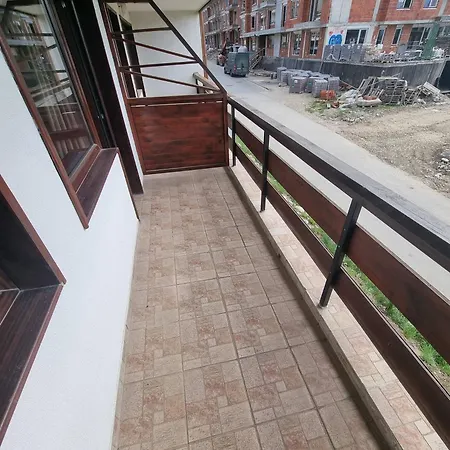 1br Homey Duplex 300mbps Wifi 2 Floor With Washer דירה בנסקו