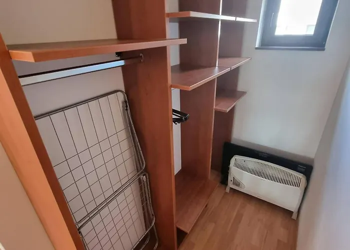 1br Homey Duplex 300mbps Wifi - Two Floor With Washer * 班斯科