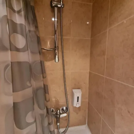 1br Homey Two Floor - 200mbps Wi-fi *